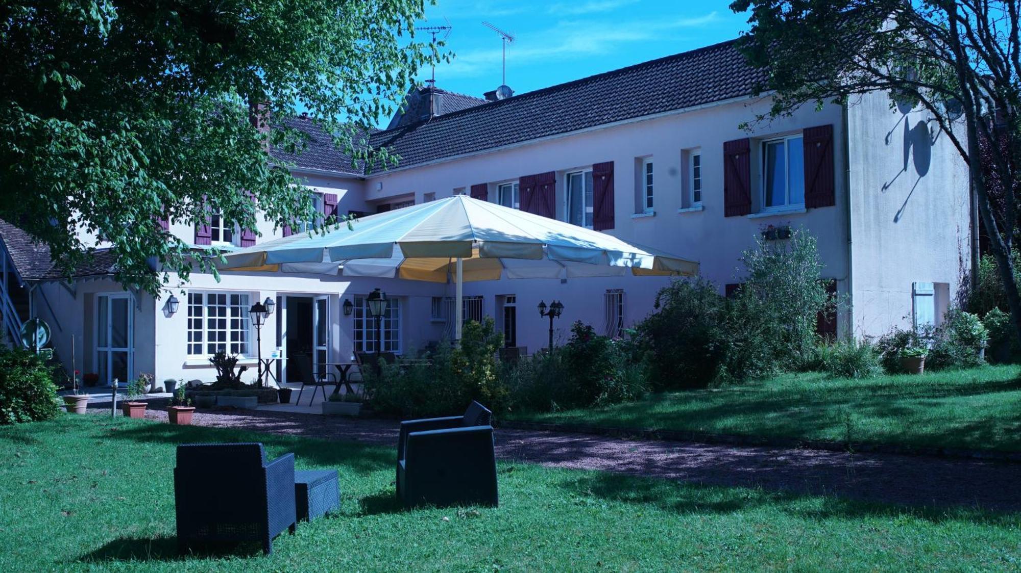 Hotel Les Fleurs Pontaubert ภายนอก รูปภาพ